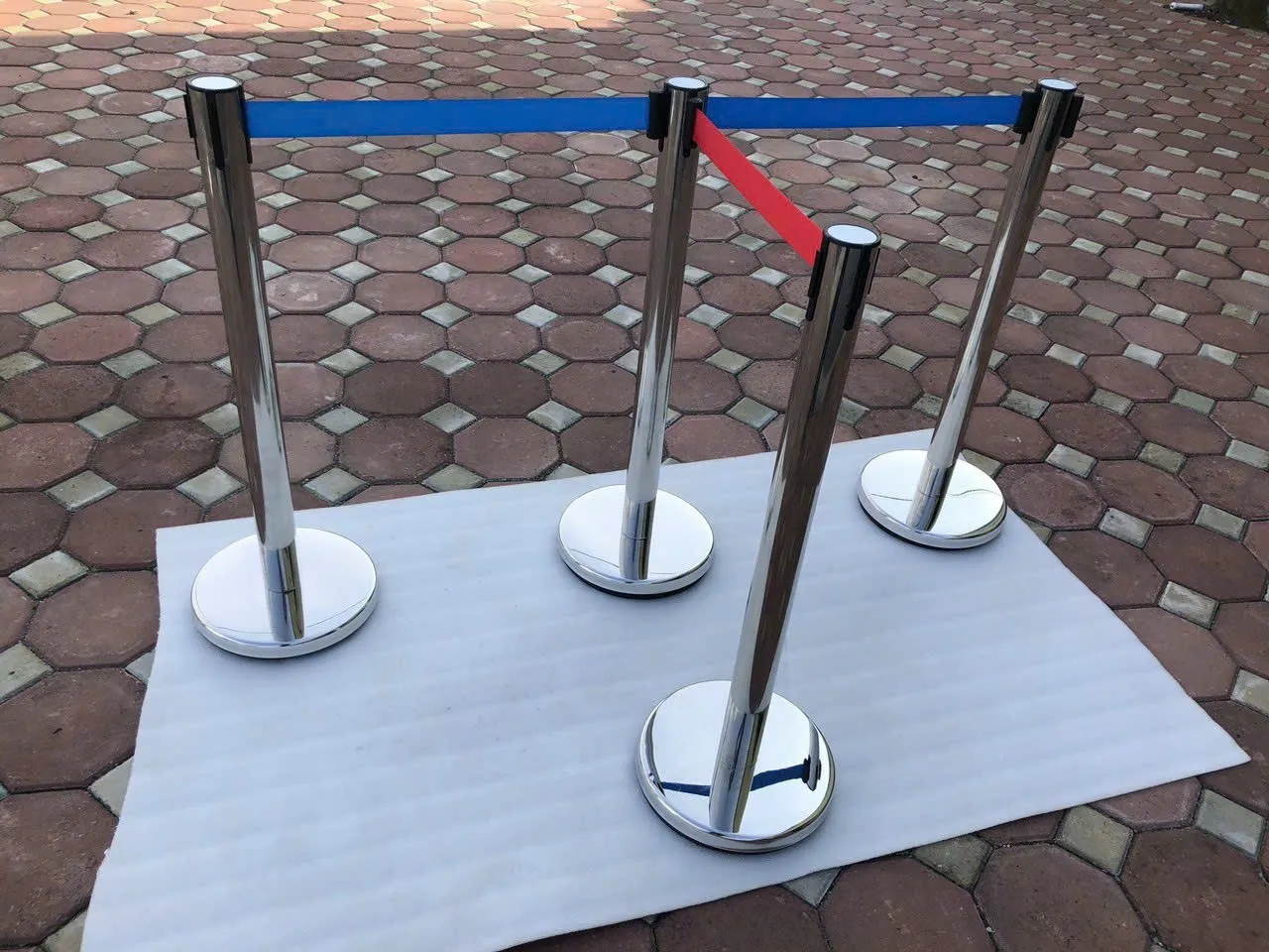 Cột Chắn Inox Dây Kéo Cao Cấp