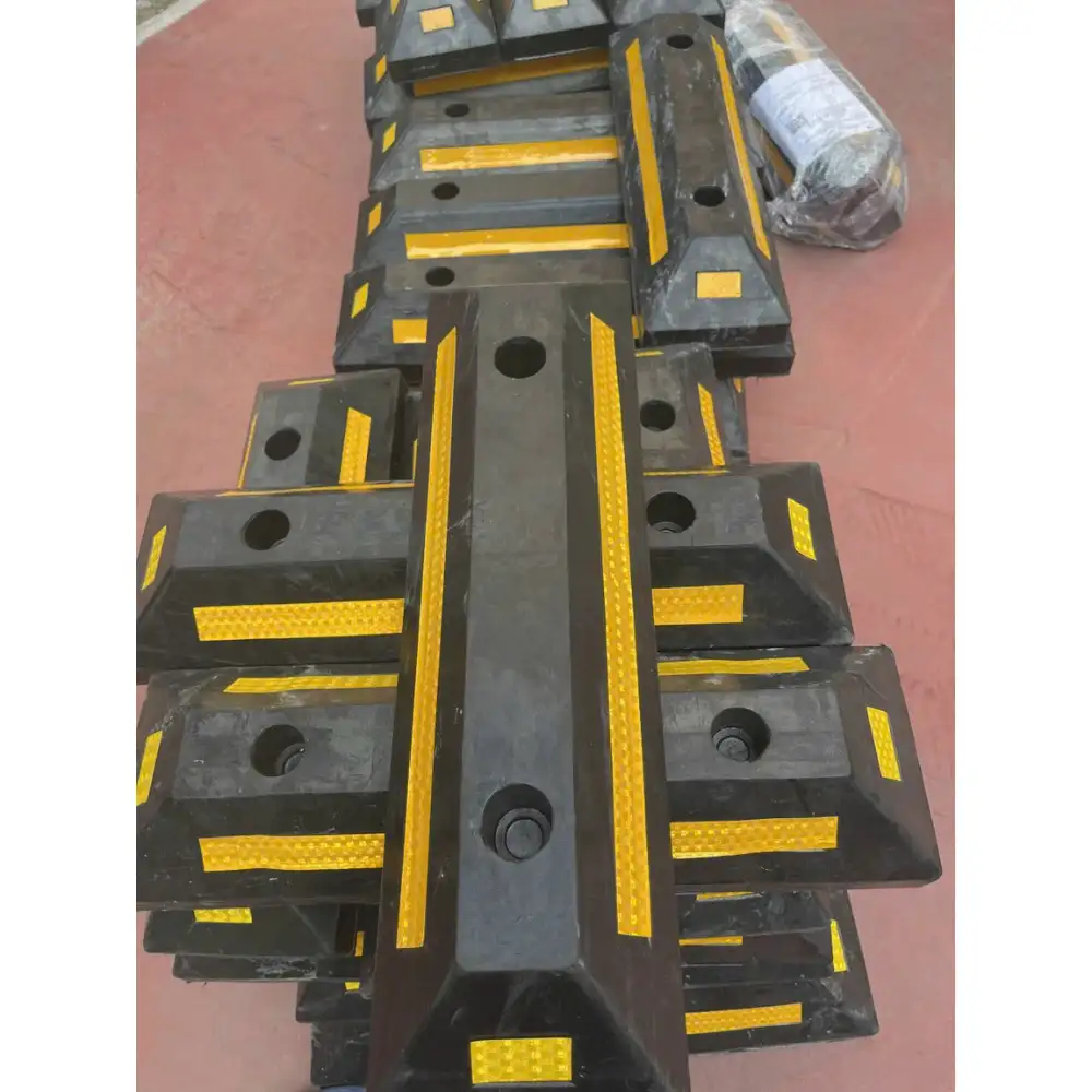 Cục canh bánh xe cao su – Giải pháp đỗ xe an toàn, chính xác