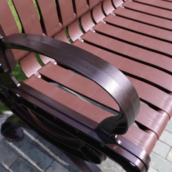 Chất liệu nan ghế bằng nhựa PVC cao cấp, độ bền cao, chịu mọi yếu tố thời tiết ngoài trời