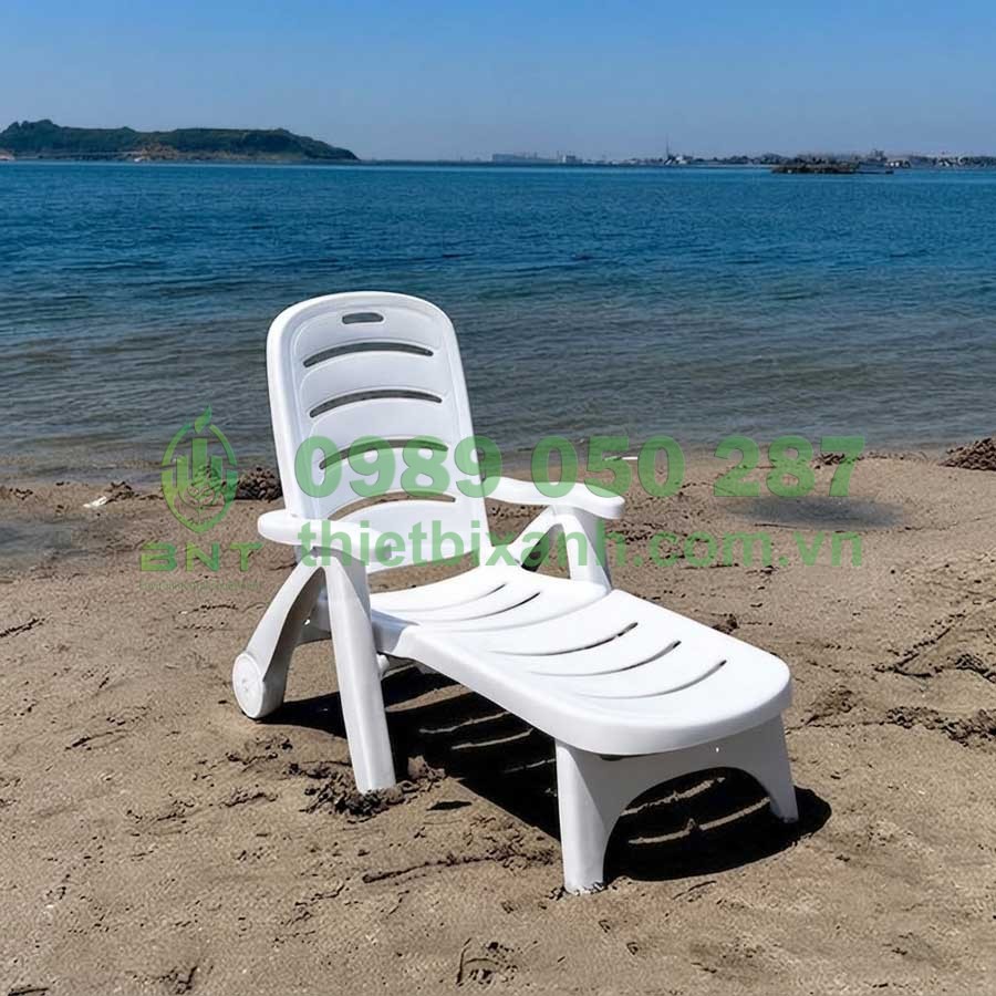 Thiết Bị Xanh chuyên cung cấp các loại ghế hồ bơi, ghế bể, ghế nằm bãi biển bơi với giá tốt