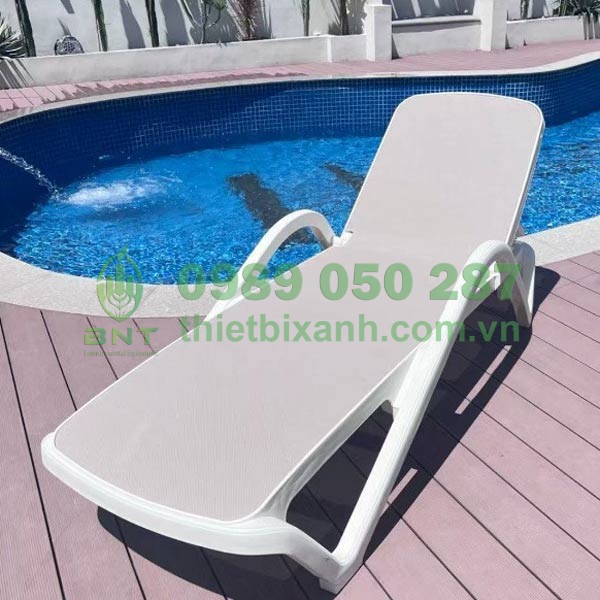 Ghế tắm nắng hồ bơi bằng nhựa cao cấp màu Kaki + Trắng