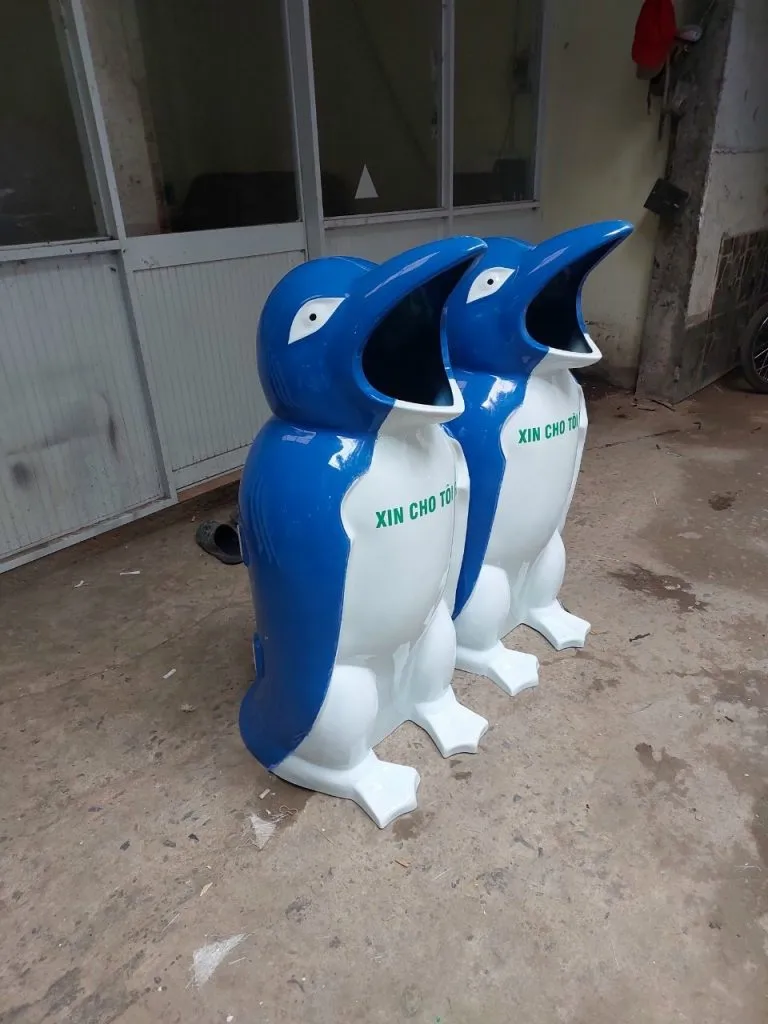 Thùng rác chim cánh cụt – Ngộ nghĩnh, bền đẹp, phù hợp mọi không gian