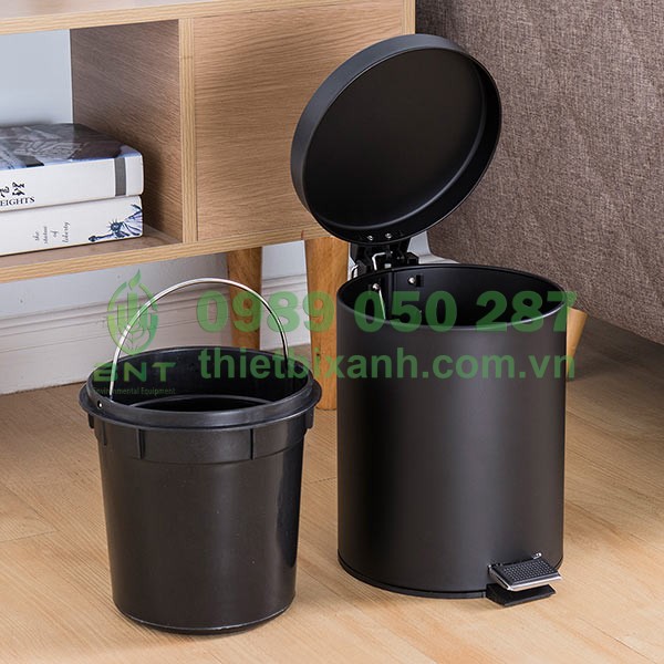 Thùng rác đạp chân tròn màu đen Paloca