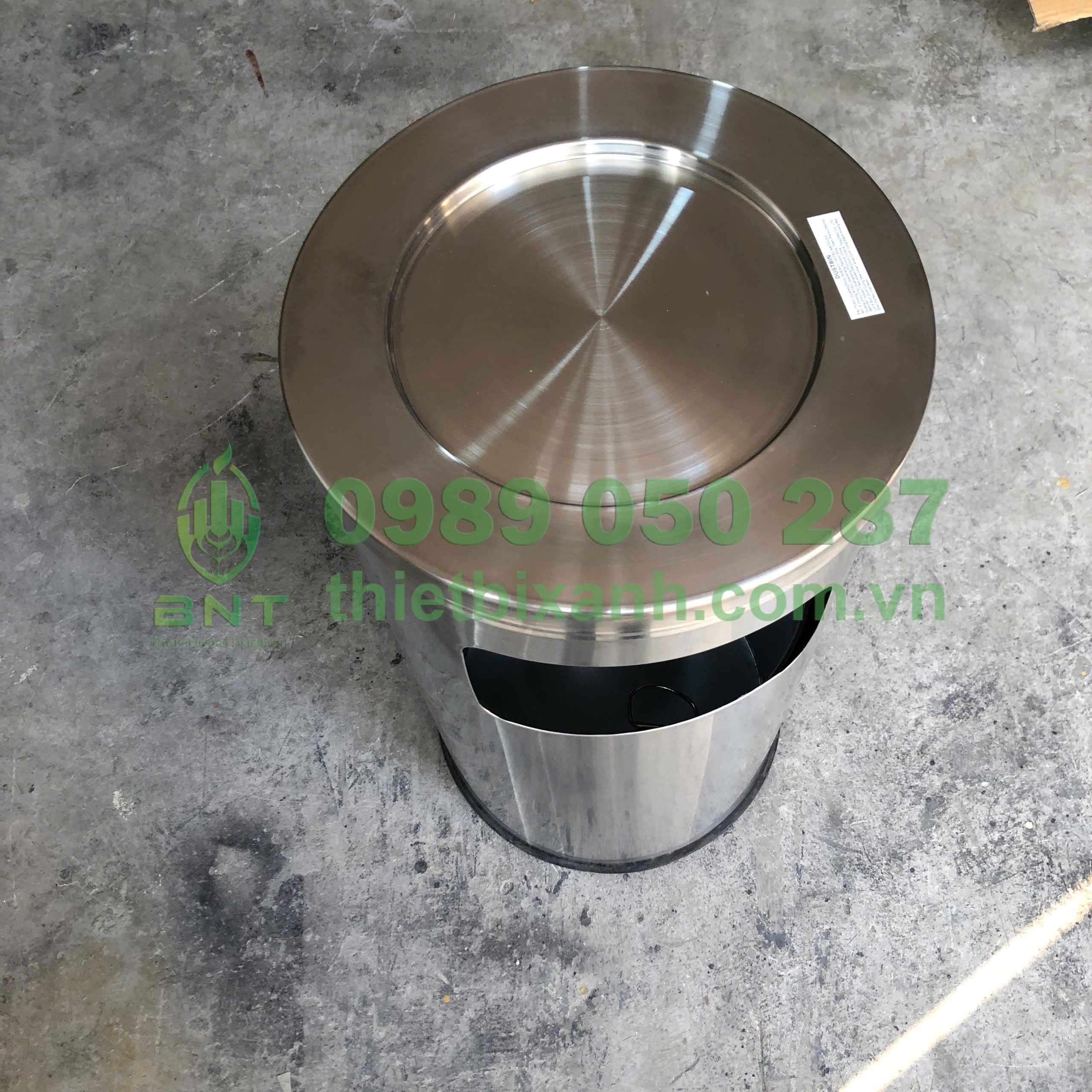 Khay gạt tàn tiện dụng