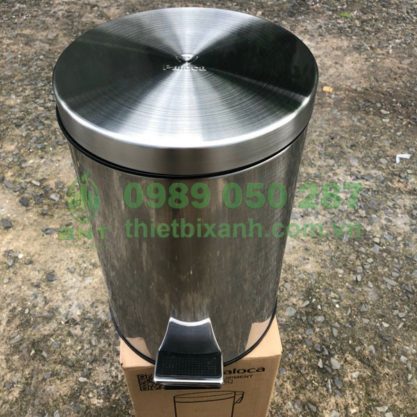 Hình ảnh thực tế thùng rác inox đạp chân tròn Paloca