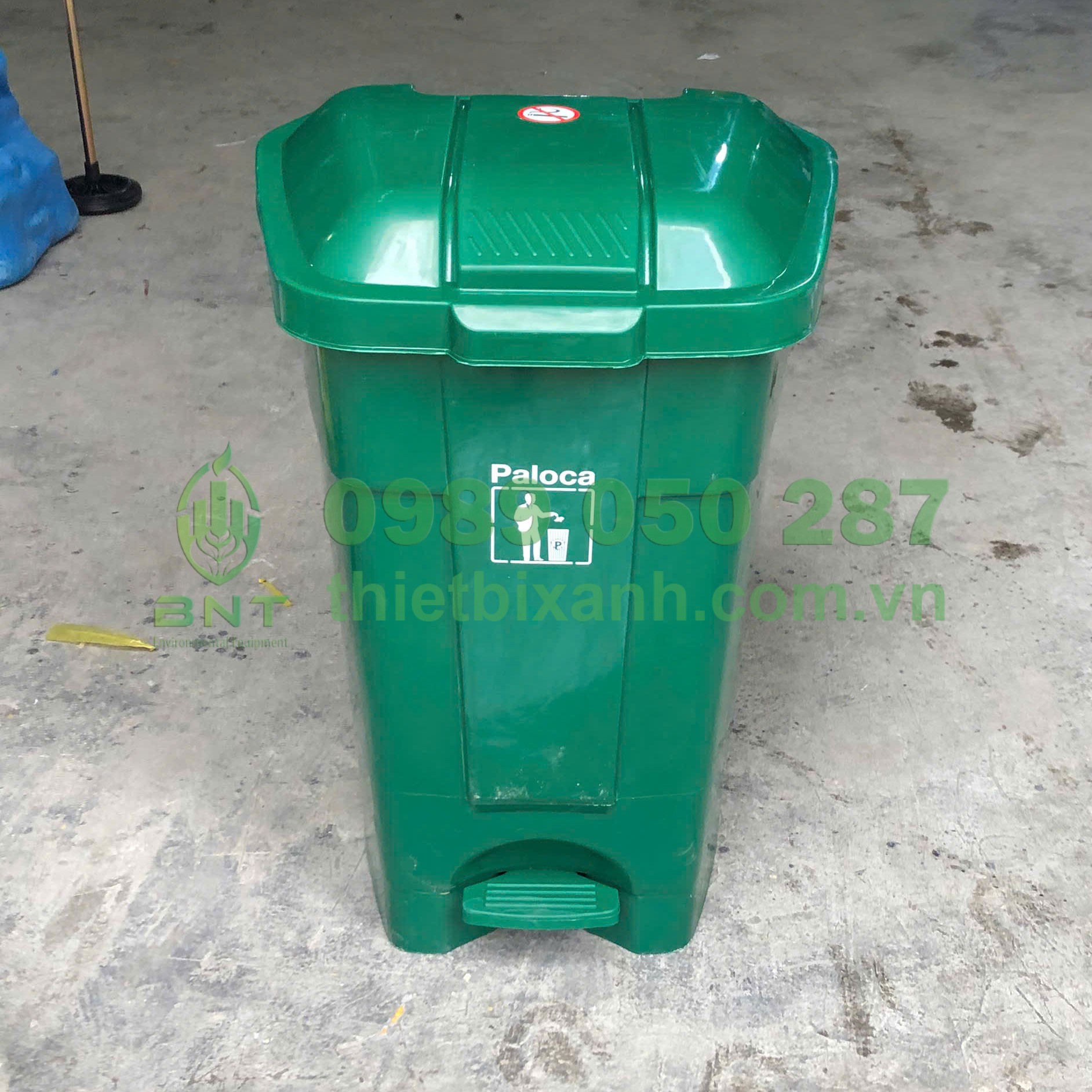 Thùng rác nhựa HDPE 70L đạp chân màu xanh Paloca