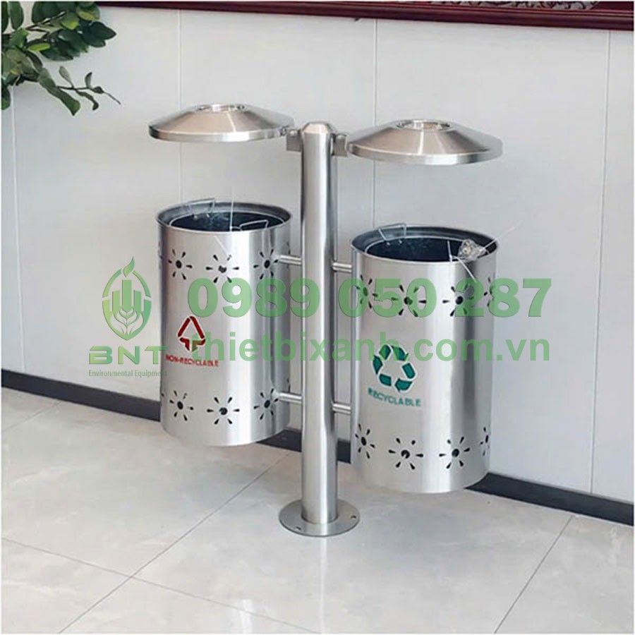 Thùng rác treo đôi gạt tàn có gạt tàn được làm bằng inox cao cấp, chống gỉ sét hiệu quả